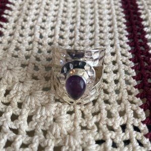 Amethyst hammered ring